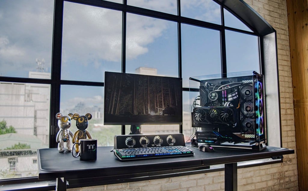 GEARVN - Vỏ máy tính Thermaltake Core P3 TG Pro Black